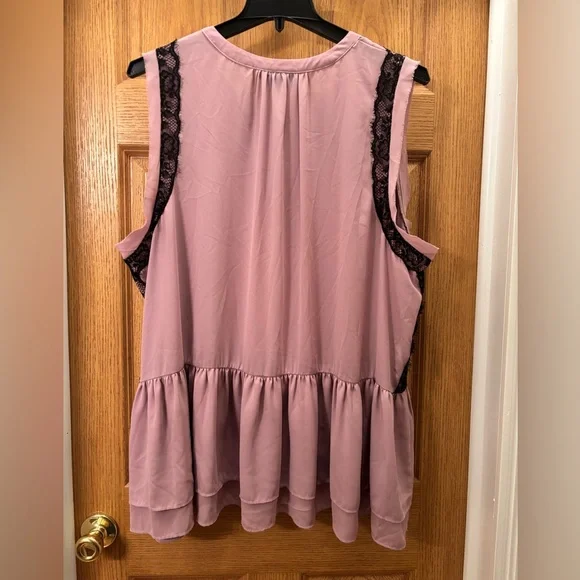 Lane Bryant Pink Sleeveless Shirt with Black Lace - Picture 2 of 8